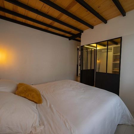 Confort Hotelier Dans Une Prestigieuse Residence アルジェ エクステリア 写真